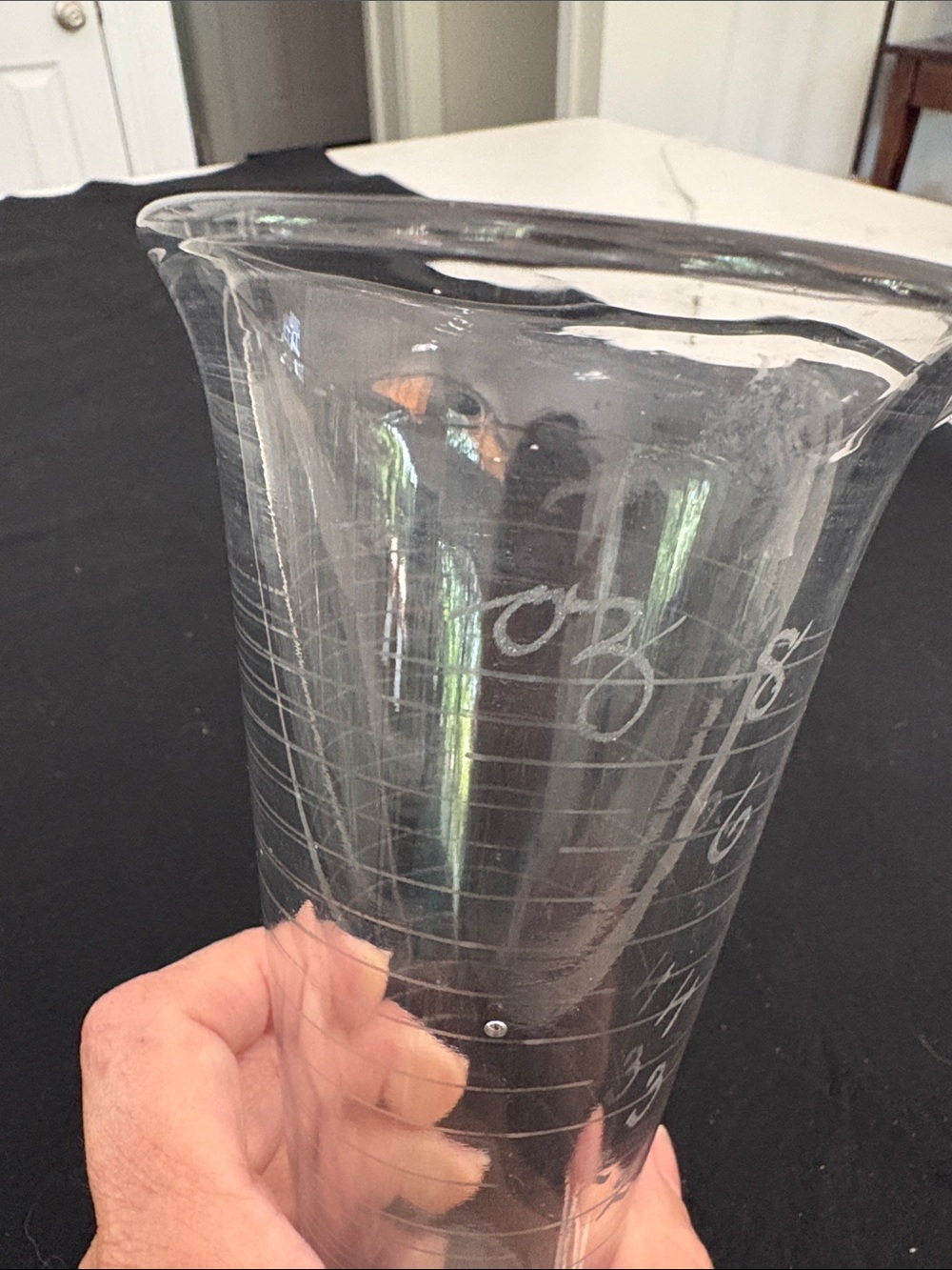 Antique Glass Apothecary Beaker 8 oz – Vintage Barware Decor